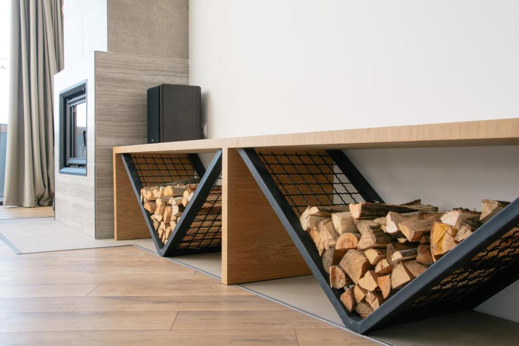 Fotografie z fotogalerie ubytování George Snow Apartments in New Gudauri - fireplace, 50m to Gondola lift v destinaci Gudauri