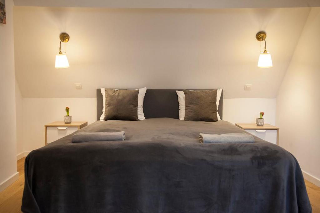 Luxury Suites Riverside Residence - Deluxe Quadruple Room