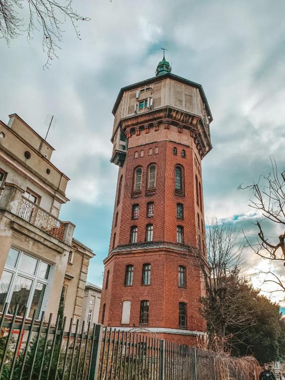 Budova, v ktorej sa apartmánový hotel nachádza