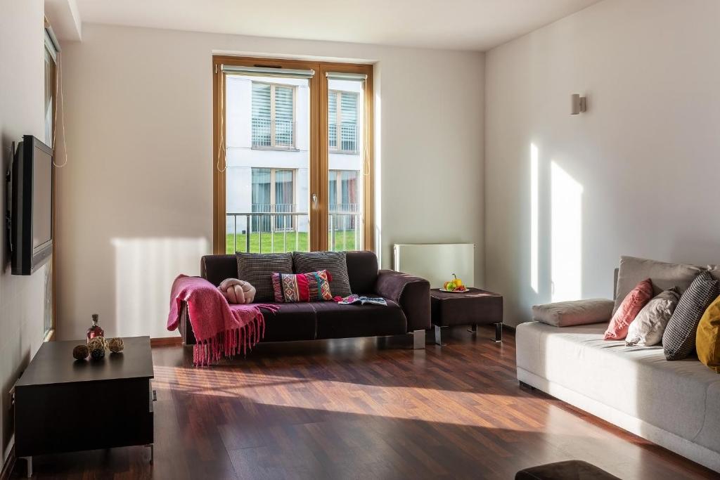 Centre Apartments-Old Town - Apartment With Balcony - 24 Zwierzyniecka Street