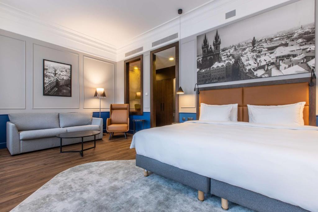Postel nebo postele na pokoji v ubytování Radisson Blu Hotel Prague