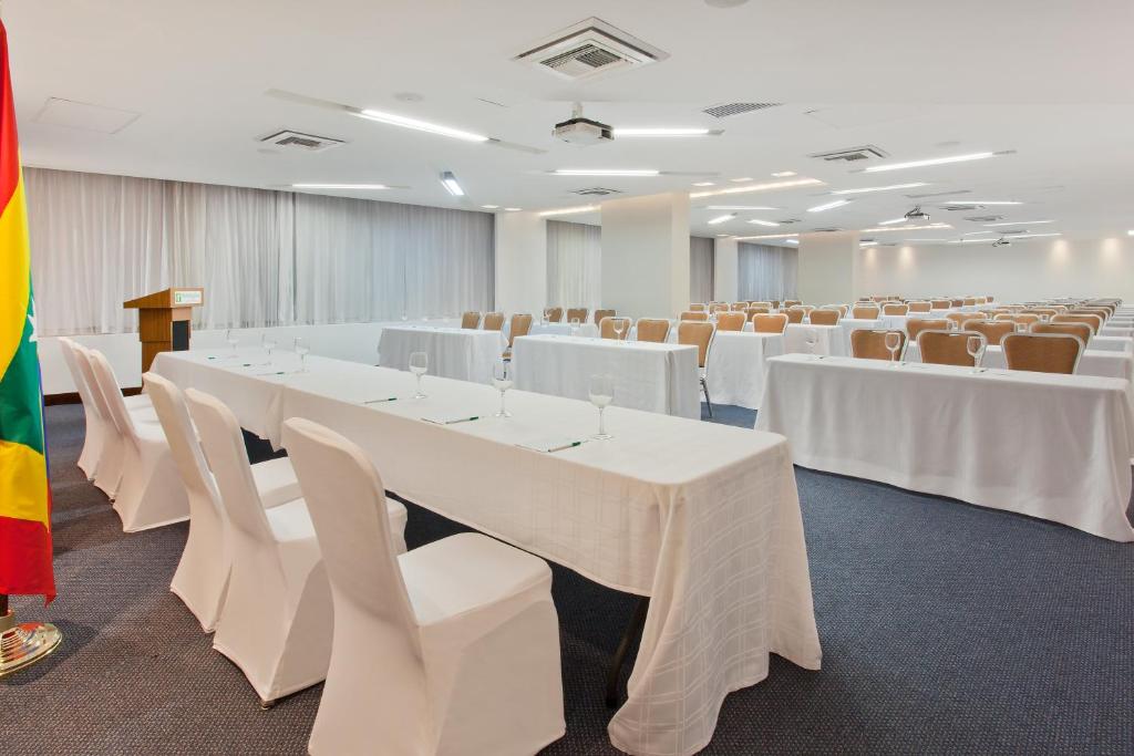 Konferenční prostory v ubytování Holiday Inn Cartagena Morros by IHG