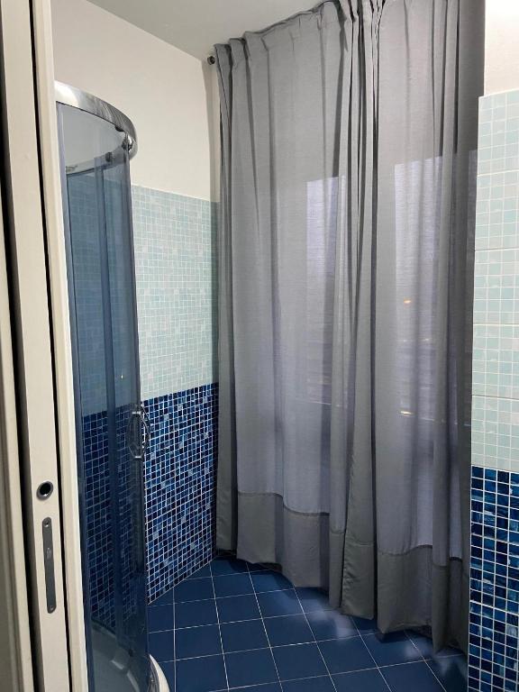 A bathroom at BICOCCA APPARTAMENTI