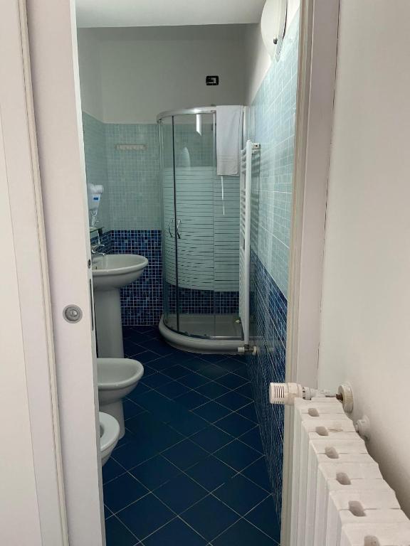 A bathroom at BICOCCA APPARTAMENTI