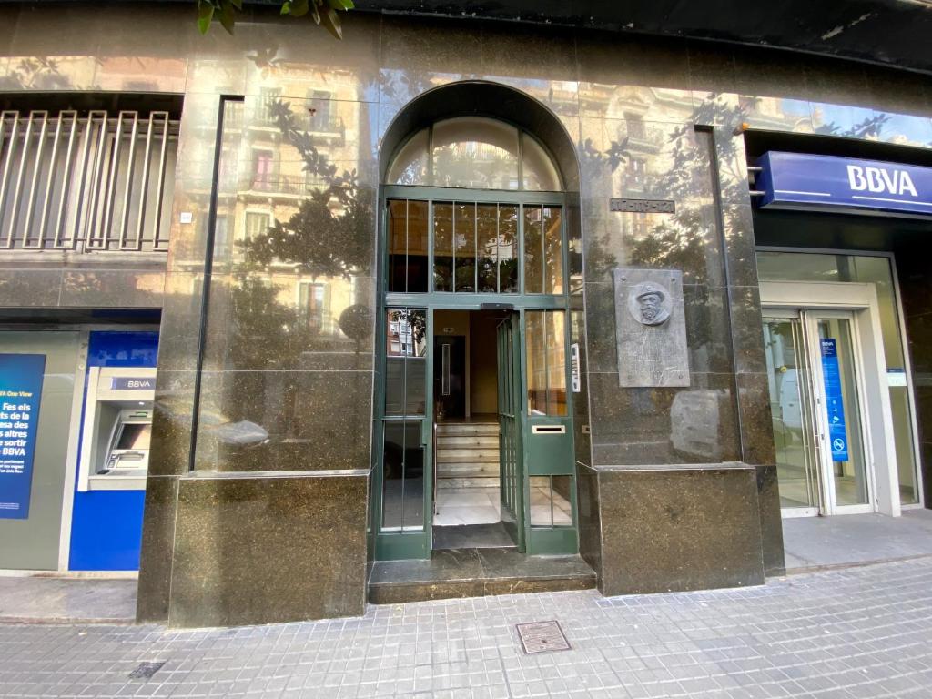 Maison Close Irun Ventana Blog