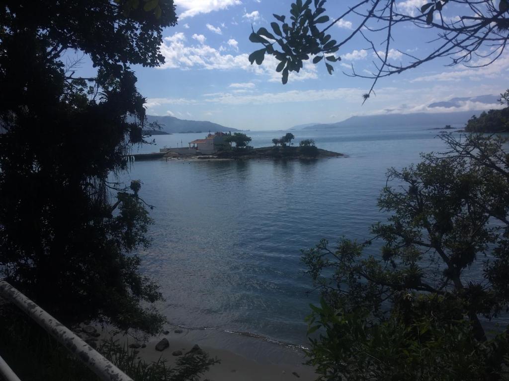  SUÍTES CENTRO DE ANGRA