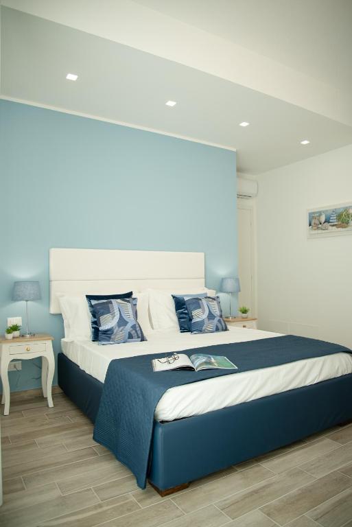 Porta Aragonese Luxury Rooms - 17