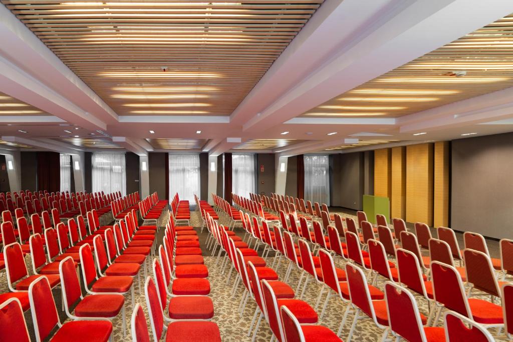 Hotel Pagony Wellness - Resim 5