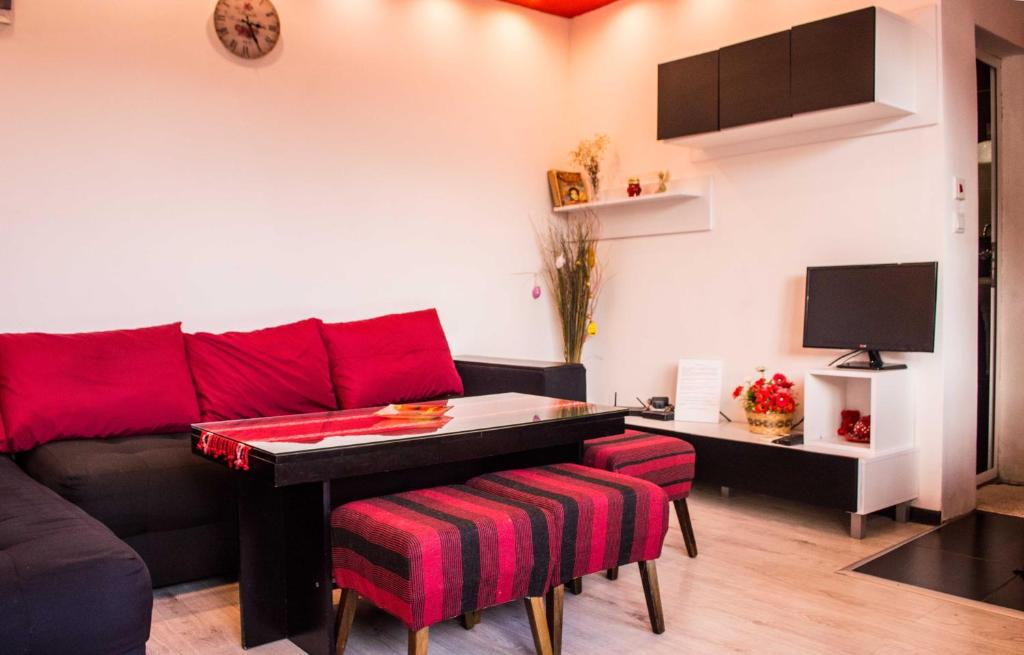 TV a/nebo společenská místnost v ubytování Red House
