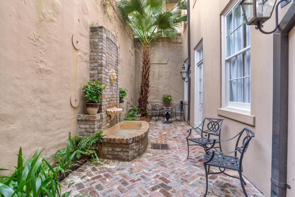 St James Hotel New Orleans Downtown French Quarter Area New Orleans Updated 21 Prices St James Hotel New Orleans Downtown French Quarter Area New Orleans Updated 21 Prices