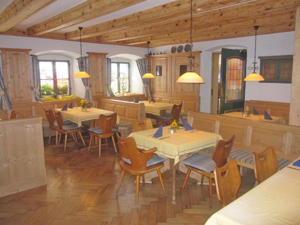 Restaurace v ubytování Hotel zur Post