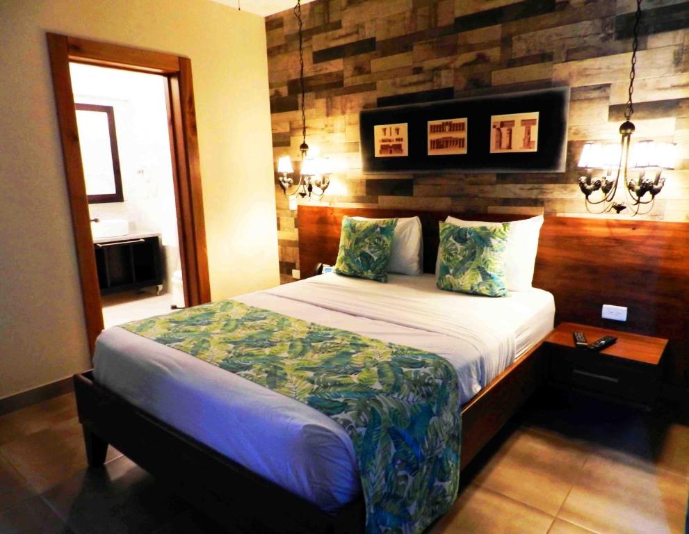Postel nebo postele na pokoji v ubytování MON Hotel Boutique