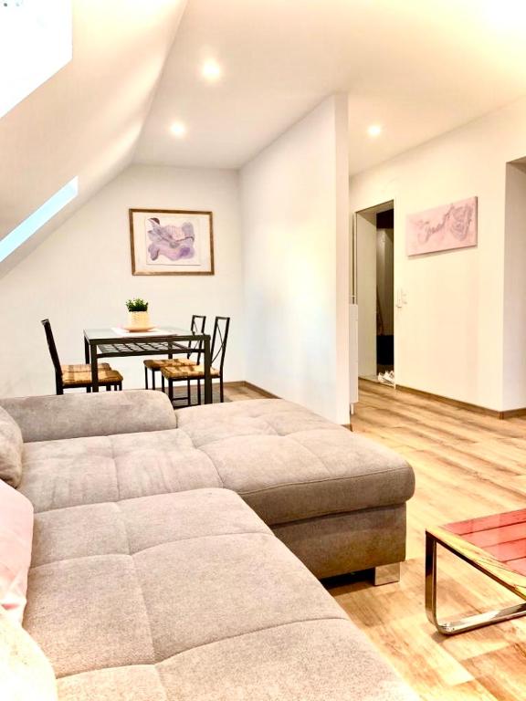 Airport & Messe Apartments - Departamento