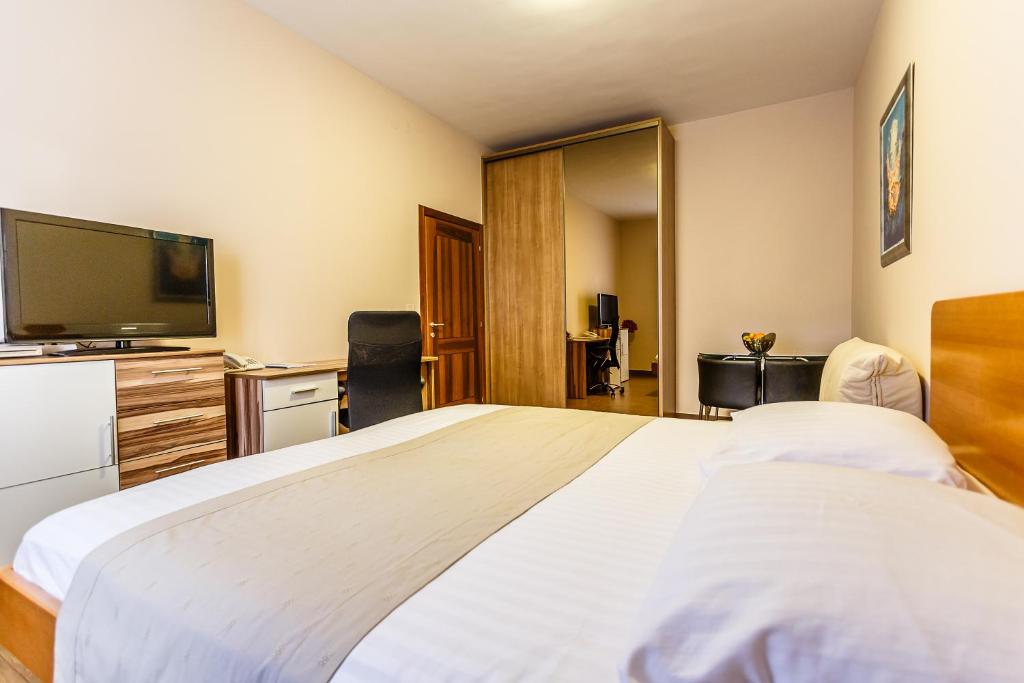 Frajona Apartments - 17