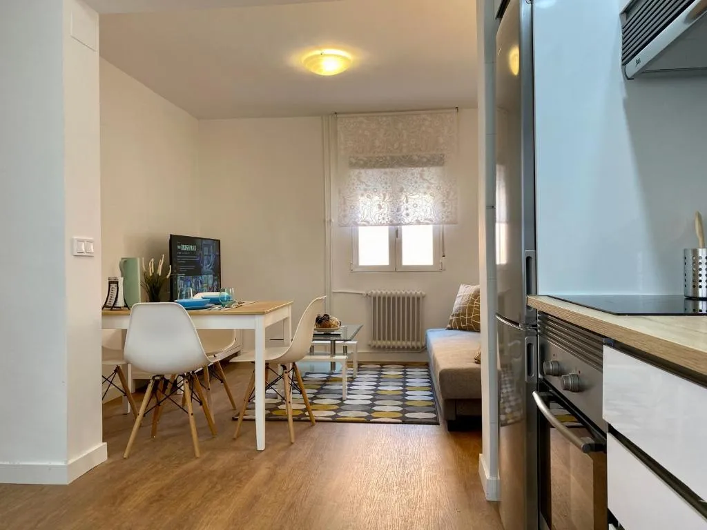 Almanzor - Nuevo, Wifi, tranquilo, bien comunicado, Madrid, Spania