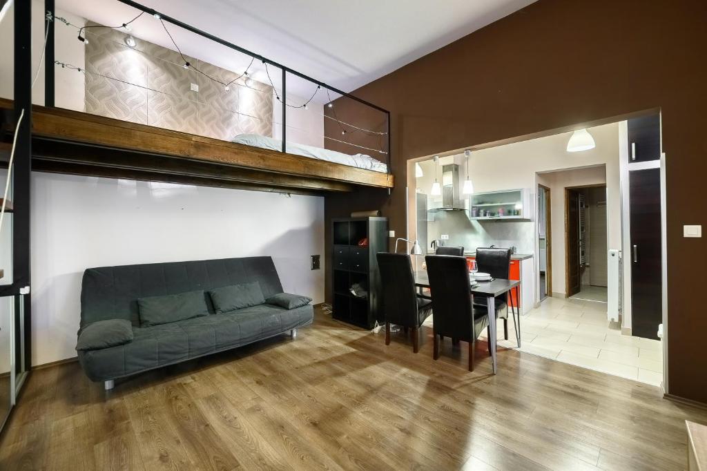 Posedenie v ubytovaní Arpa Flat Hellas