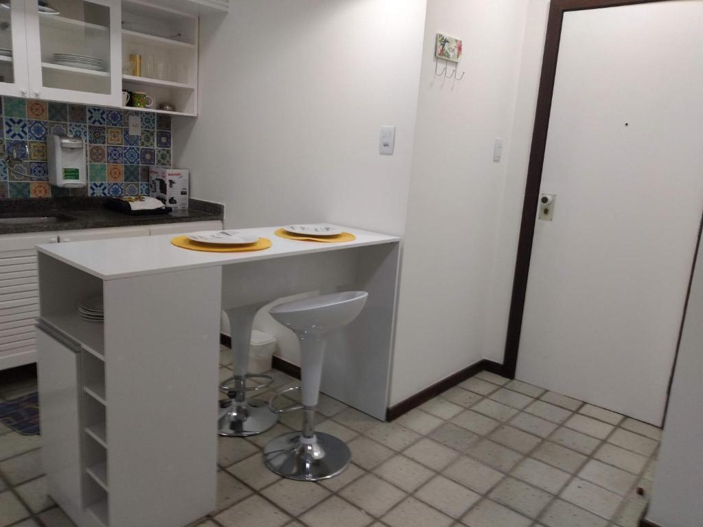  LINDO APART HOTEL COM PISCINA PROXIMO AO MAR