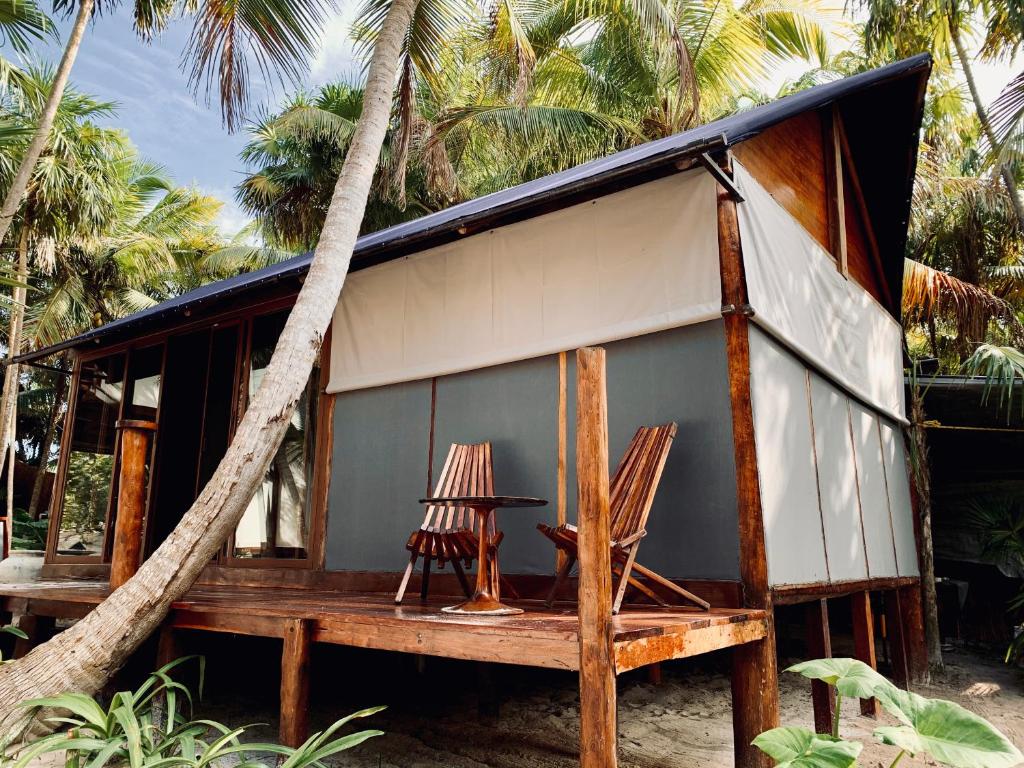 Libelula Tulum Beachfront Hotel - Deluxe Bungalow Met Uitzicht Op De Tuin