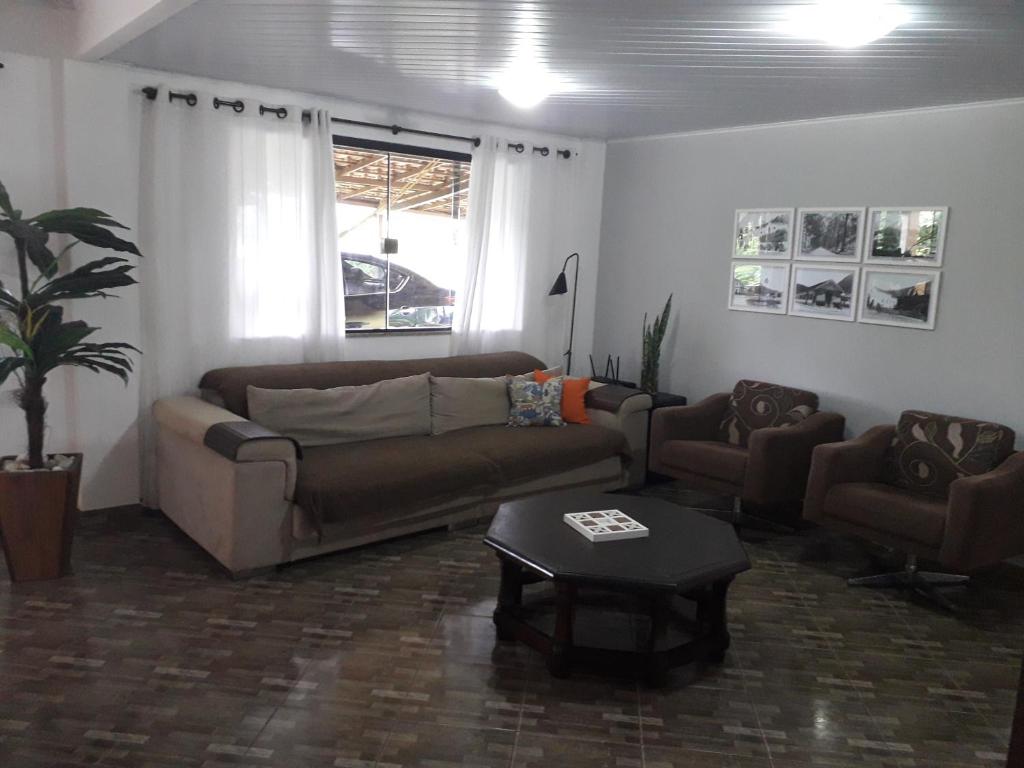  Casa ampla com vista para as montanhas