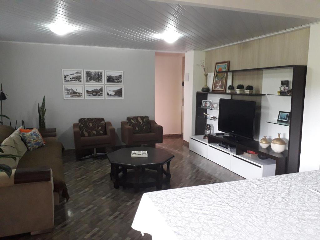  Casa ampla com vista para as montanhas