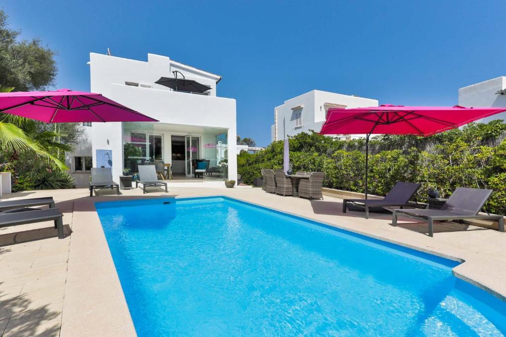 Villa LUMI-Oleanda 8 Pers am Yachthafen Cala d Or, Cala d´Or ...