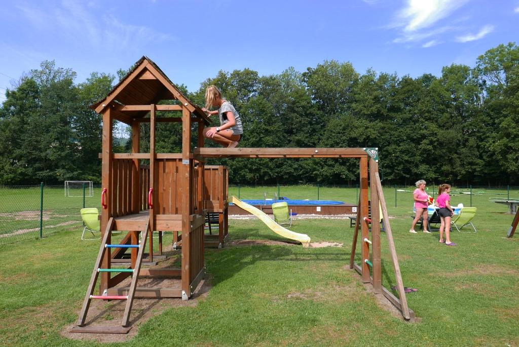 Herní místnost nebo prostor pro děti v ubytování Green Valley Park