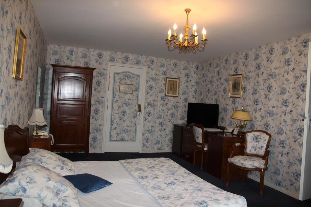 Château Des Bondons EI - Superior Double Room