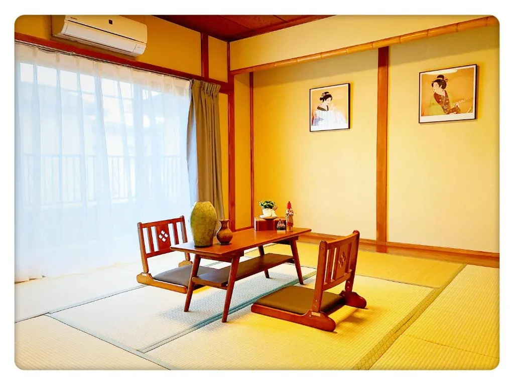 Shinjuku & Shibuya Happy Louis House, Tokyo, Japonia