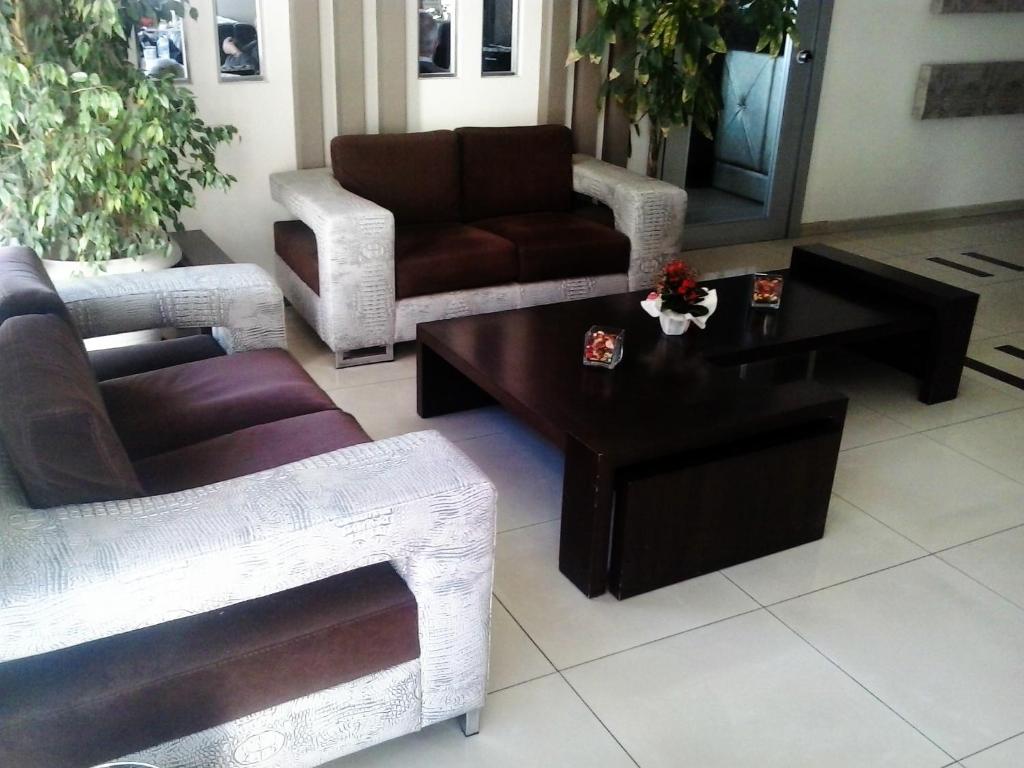 Istumisnurk majutusasutuses Hotel Kipseli