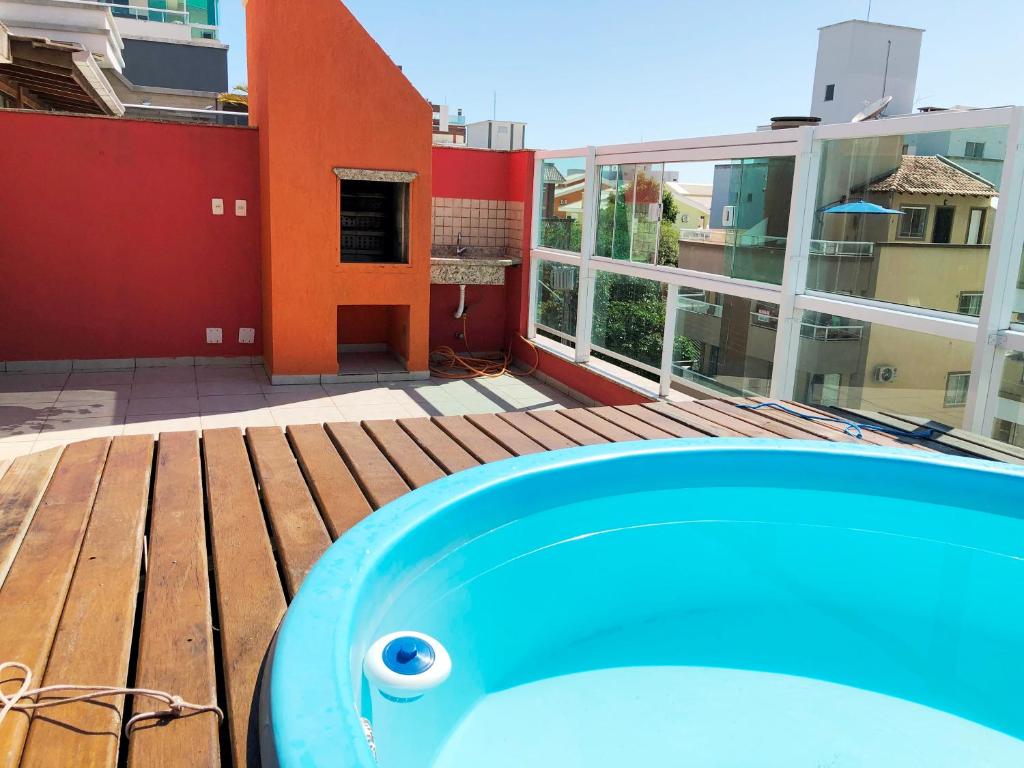  A002 - Cobertura duplex com piscina