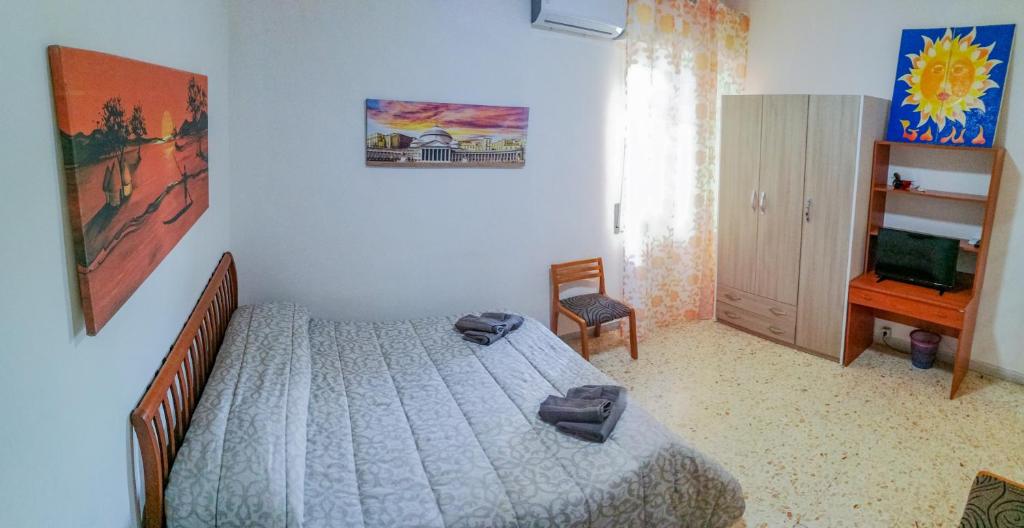 Metro Guest House - Double Or Twin Room With Private External Bathroom
