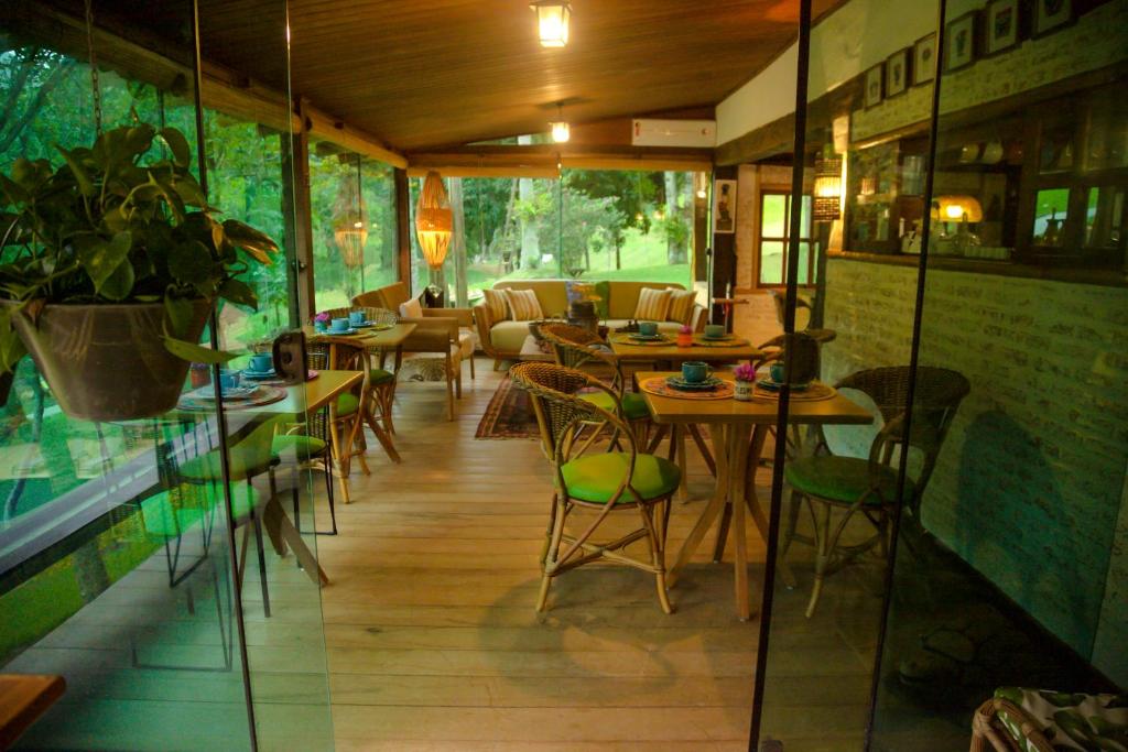 Restoran atau tempat makan lain di Pousada Vila do Loro