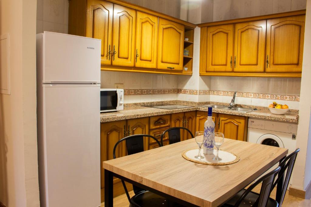 Kuchyňa alebo kuchynka v ubytovaní Puerta Bubión Apartamentos