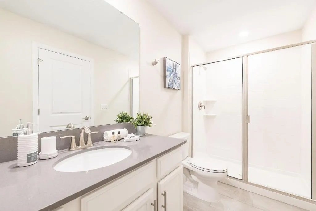 Beautiful New 6 bedroom Home, Kissimmee, United States