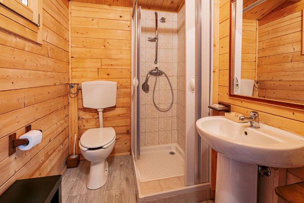 Koupelna v ubytování B&B Lao