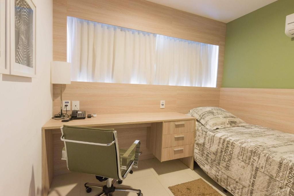  NOB2105 Excelente Flat em Boa Viagem com 2 quartos