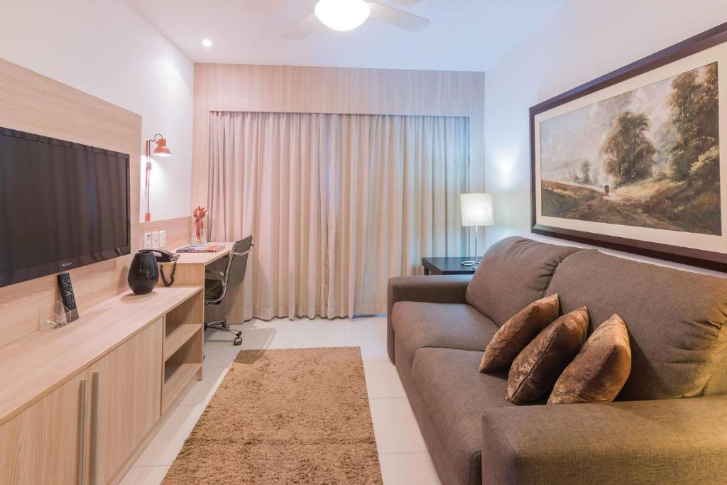  NOB2105 Excelente Flat em Boa Viagem com 2 quartos