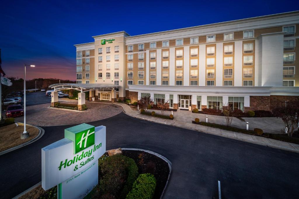 een weergave van een Hampton Inn en suites bij Holiday Inn Hotel & Suites Memphis-Wolfchase Galleria, an IHG Hotel in Memphis