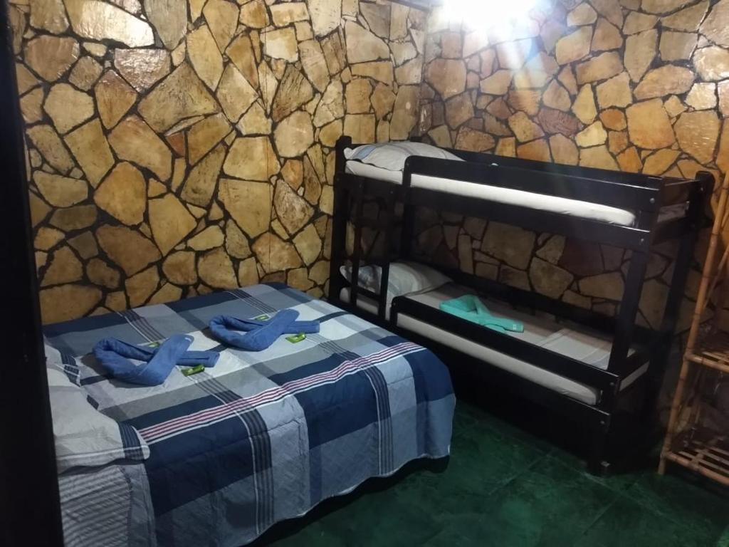  Suite compartilhada com piscina