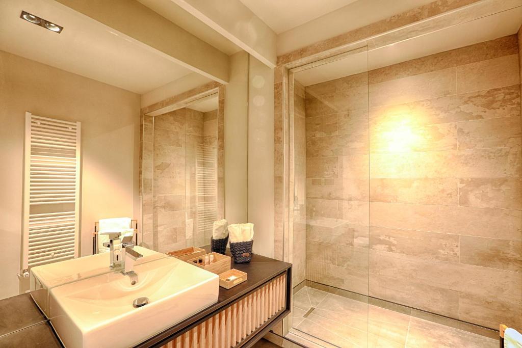 Nani Nani Boutique - Resim 22