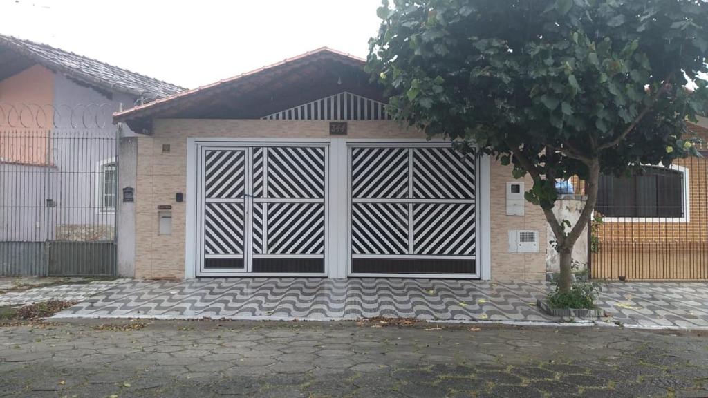  Casa na Praia Grande