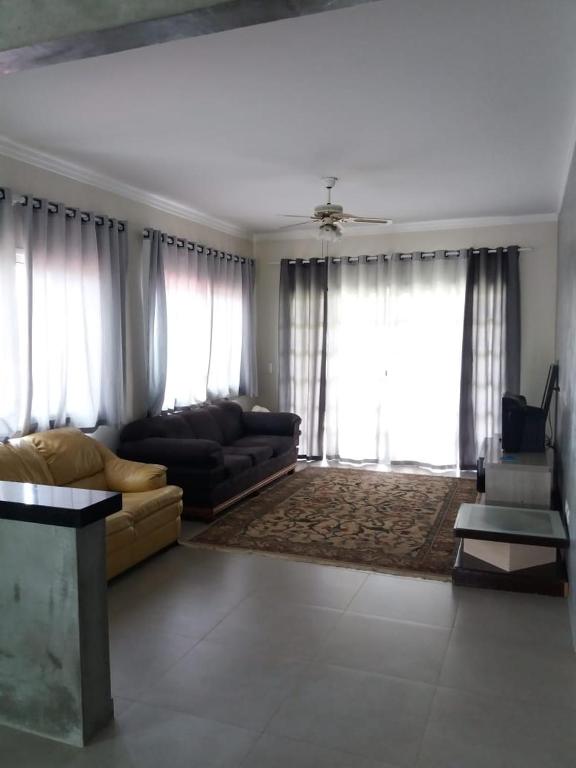  Casa em Ubatuba com piscina - Praia da Lagoinha