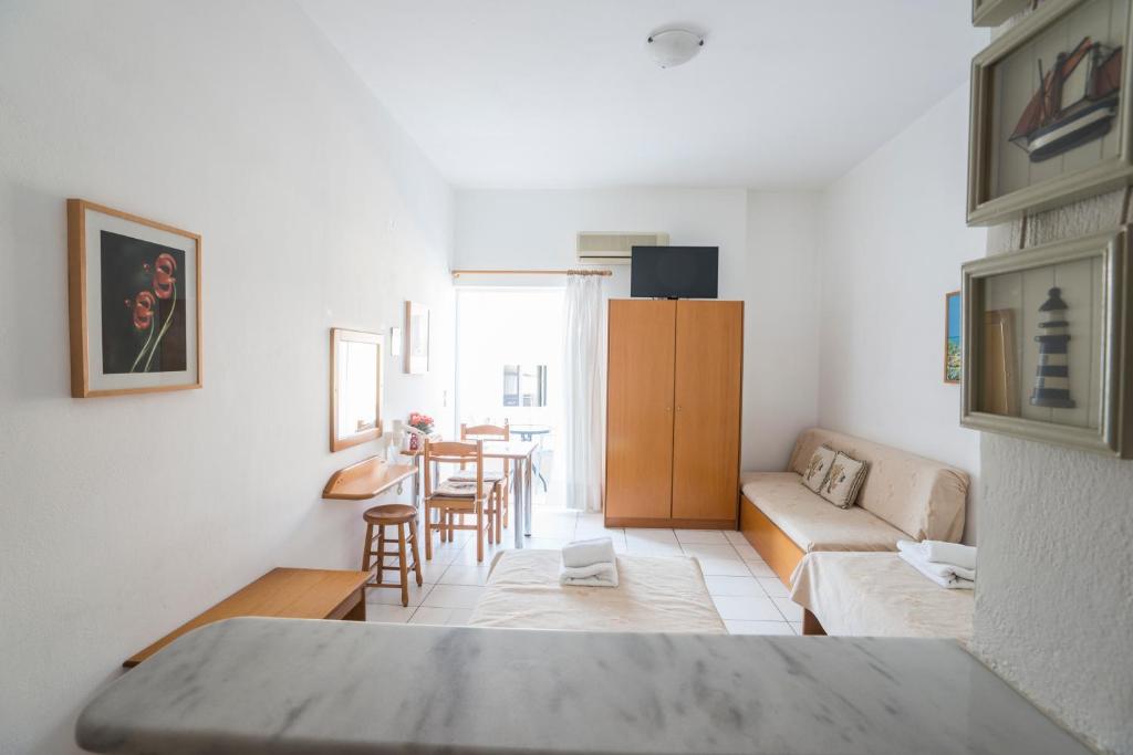 Stratis Apartments - Resim 14