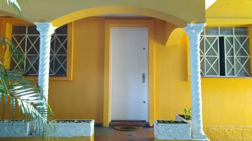  HOSTEL SANTANA