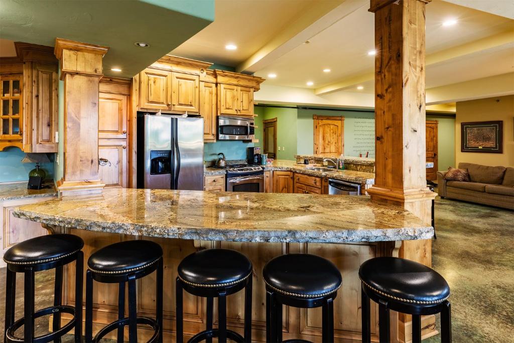 Talus Rock Retreat photo