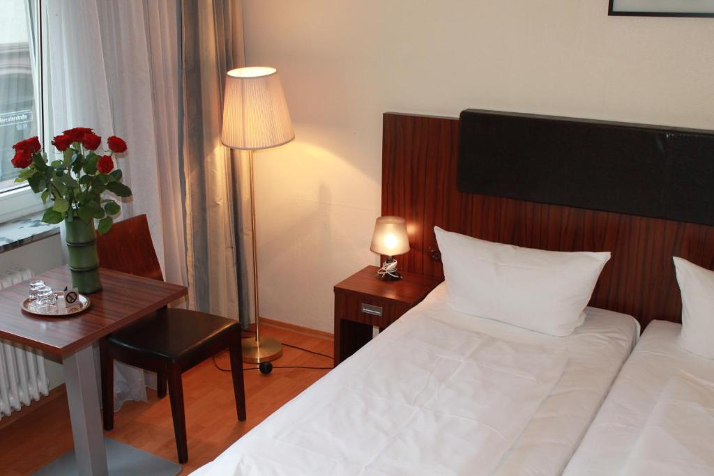 City Hotel Mercator - Quarto Twin Standard
