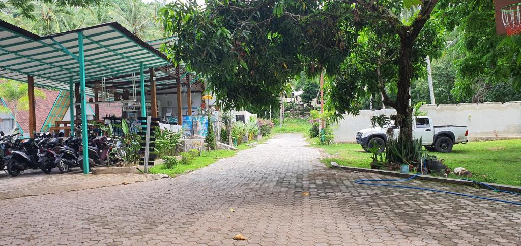 Zahrada ubytování Makarma Resort Lombok