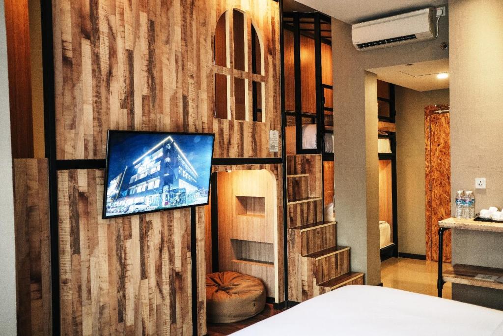 All Nite And Day Palembang Veteran photo