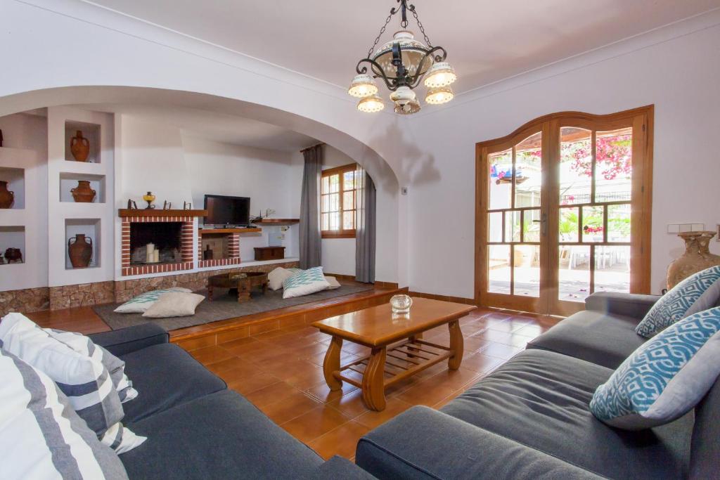 Booking.com: Villa Paris , San Antonio, España . ¡Reserva tu ...