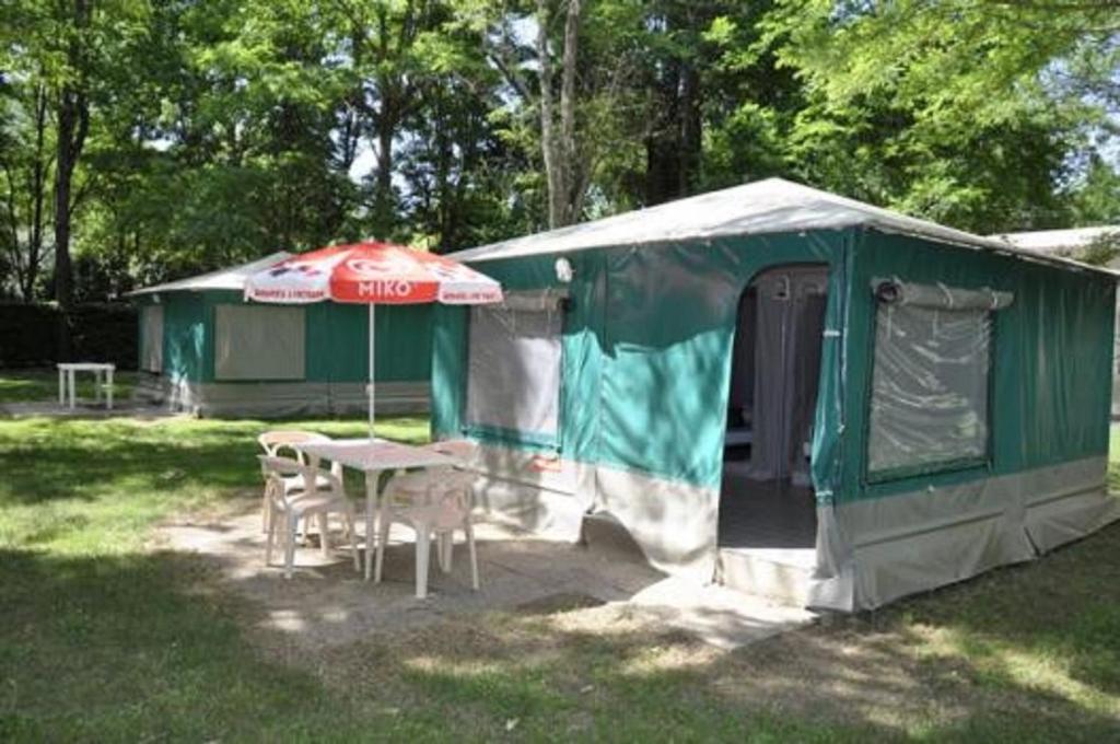 Zahrada ubytování Camping Le Chassezac